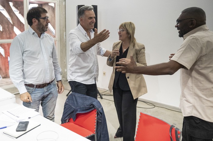 Fernando Pereira, Yamandú Orsi, Cristina Lustemberg y Edgardo Ortuño, el 31 de octubre, en la Huella de Seregni. · Foto: Alessandro Maradei