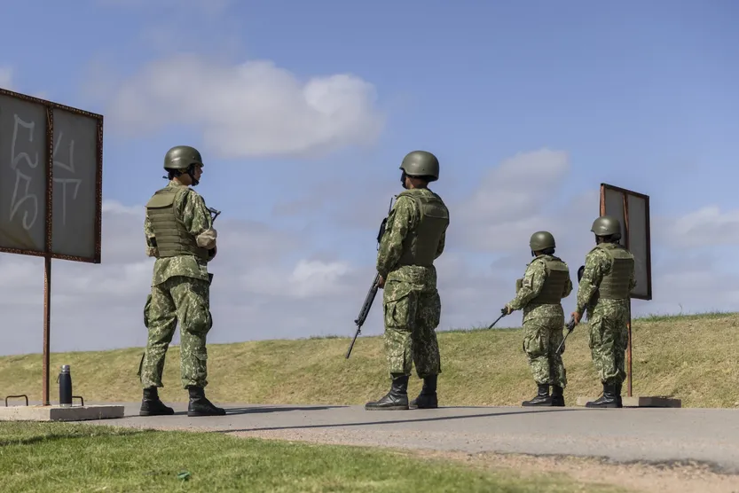 20260405 Militares Frontera