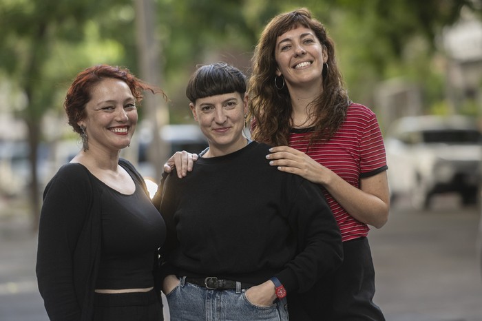 Estíbaliz Solís, Karen Halty y Paola Larrama. · Foto: Mara Quintero