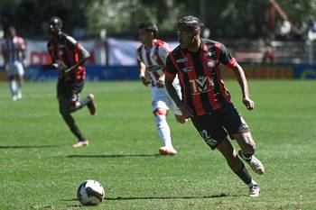Alexander Machado, durante un partido ante River Plate, en el Parque Saroldi (archivo, noviembre de 2024). · Foto: Mara Quintero
