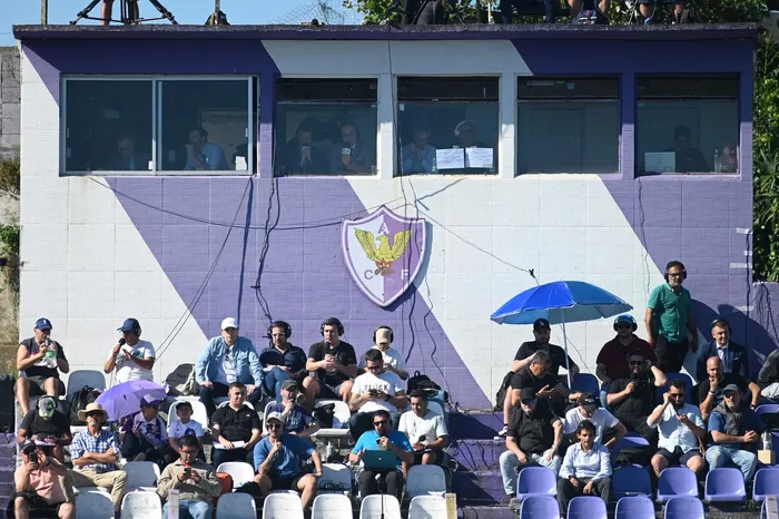 Hinchada de Fénix, en el Parque Capurro. Foto: Alessandro Maradei (archivo, noviembre de 2024)