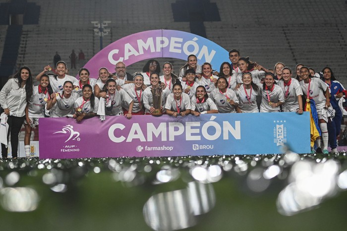 Nacional campeón en el estadio Centenario (archivo, diciembre de 2024). · Foto: Mara Quintero