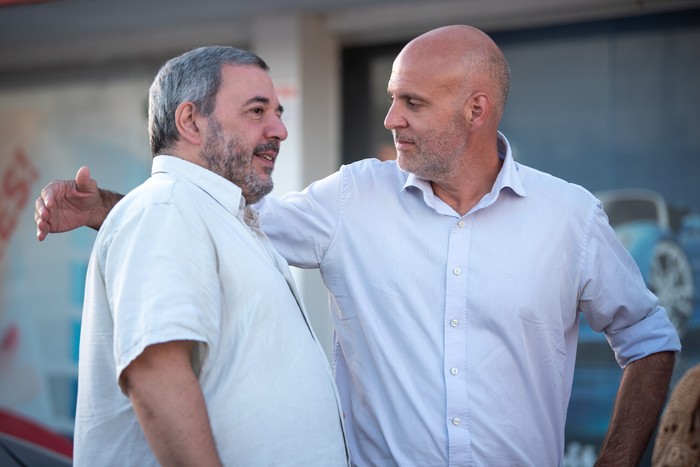 Mario Bergara y Francisco Legnani, el 23 de diciembre, en Ciudad de la Costa. · Foto: Gianni Schiaffarino