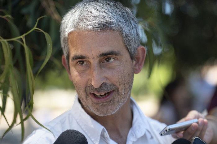 Pablo Caggiani en el lanzamiento del programa Escuelas de Verano de Primaria, en la escuela 157 de Villa García. · Foto: Alessandro Maradei