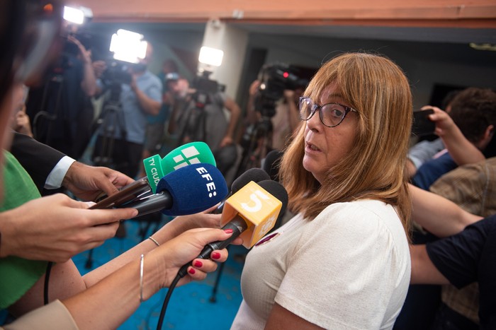 Foto principal del artículo 'La futura ministra Cairo presentó a los integrantes del nuevo equipo de Vivienda' · Foto: Gianni Schiaffarino