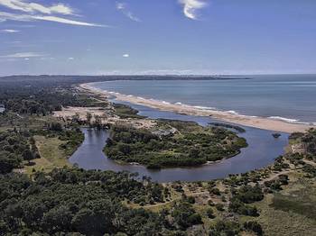 Arroyo El Potrero, en Ocean Park, Maldonado (archivo, enero de 2025). · Foto: Ernesto Ryan