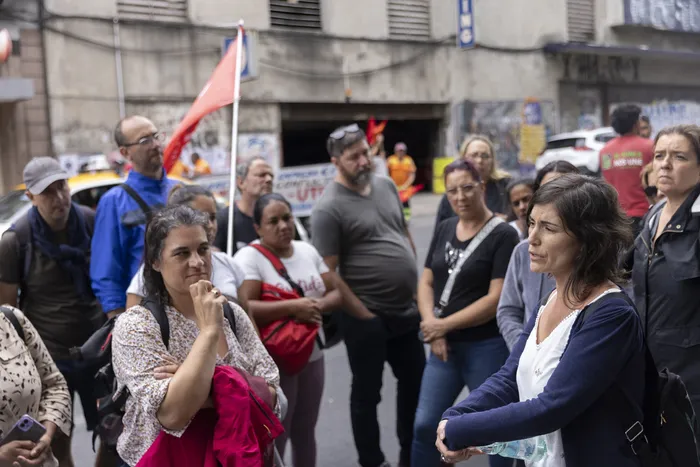 Zoya Franco (D) de SIMA, luego de una negociación en la DINATRA (archivo, 2025). · Foto: Ernesto Ryan