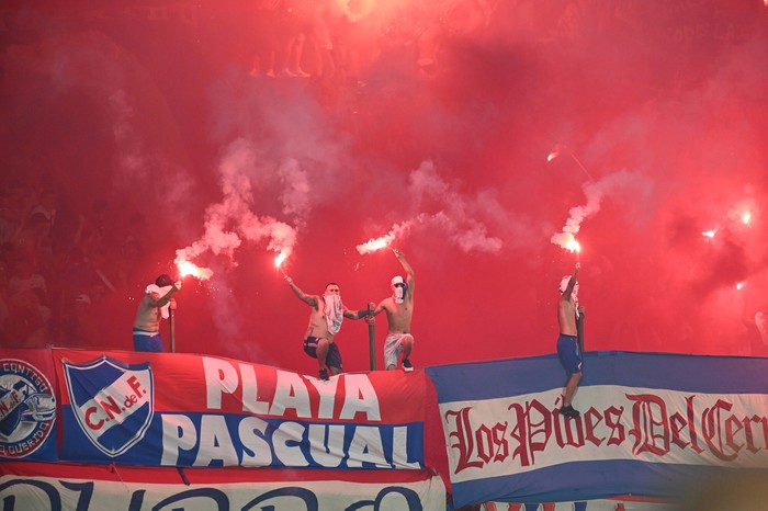 Hinchada de Nacional, en el último clásico, el 26 de enero. · Foto: Alessandro Maradei