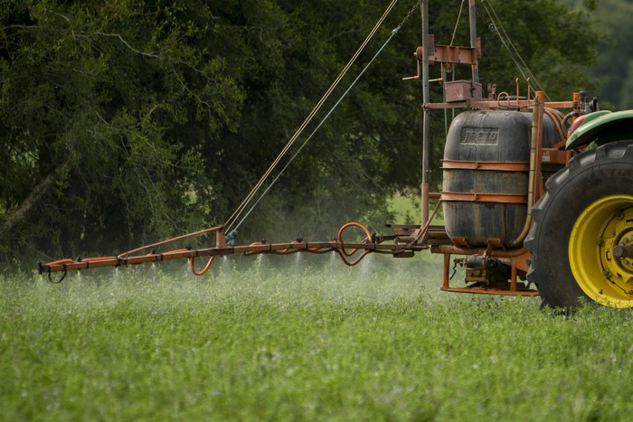 Aplicación de agroquímicos en un establecimiento rural (archivo, enero de 2025). · Foto: Ignacio Dotti