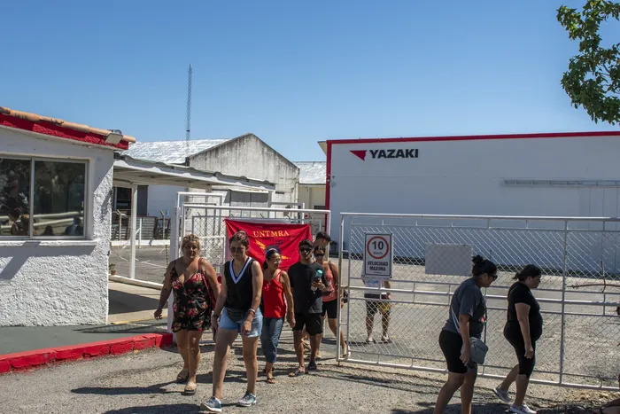 Luego de una asamblea en la planta de Yazaki, en Colonia del Sacramento (archivo, 2025). · Foto: Ignacio Dotti