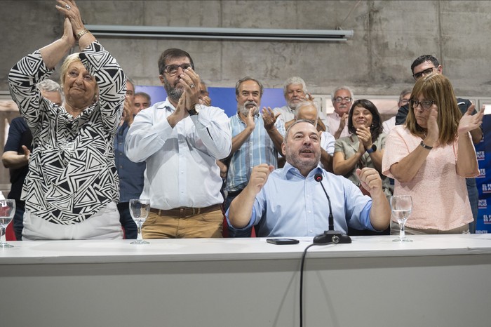 Lanzamiento de candidatura de Mario Bergara · Foto: Alessandro Maradei