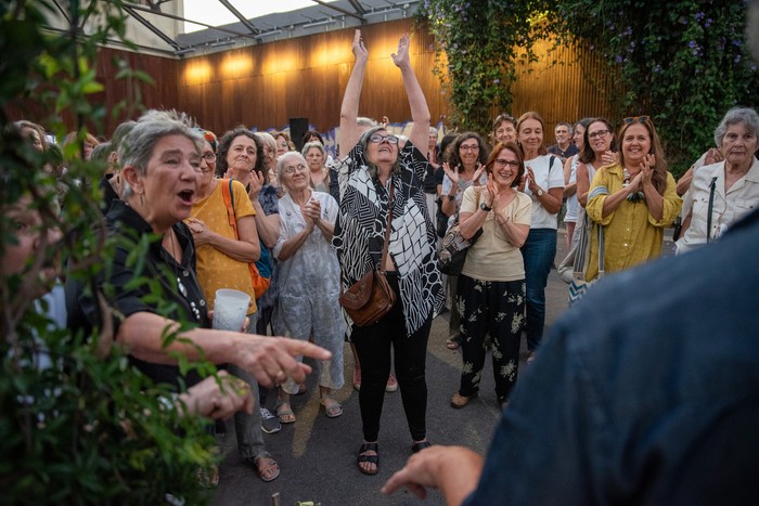 Homenaje a Elena Fonseca en la plaza de Las Pioneras, el 6 de febrero de 2025. · Foto: Martín Varela Umpiérrez