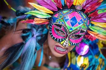 La Fabini, durante el Desfile de Llamadas 2025, en la calle Isla de Flores (archivo, febrero 2025). · Foto: Gianni Schiaffarino