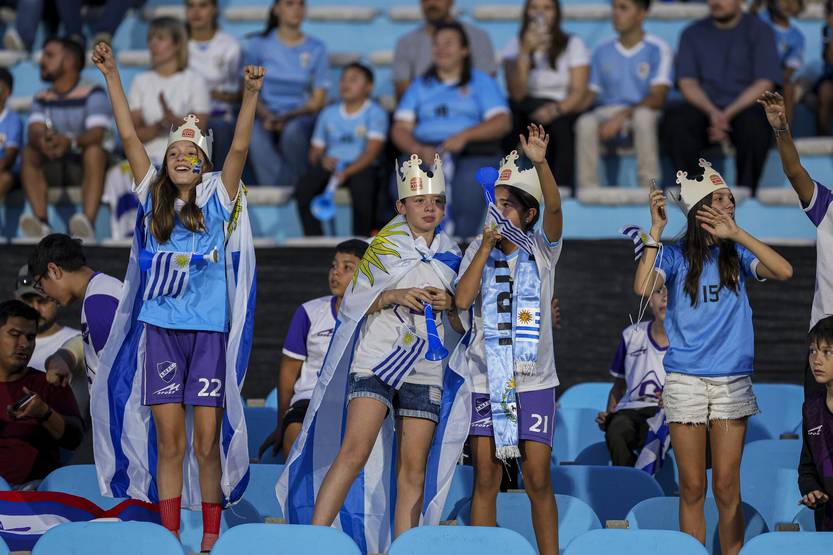 20250321 Dep Uruguay Argentina tribuna 1