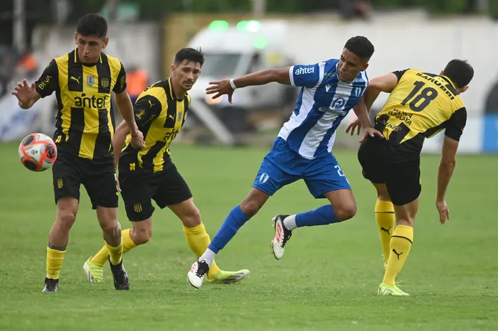 Juventud-Peñarol (archivo, 2025). · Foto: Alessandro Maradei