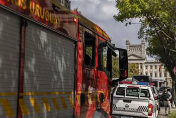 Amenaza en la facultad de Medicina, el 28 de marzo. · Foto: Ernesto Ryan