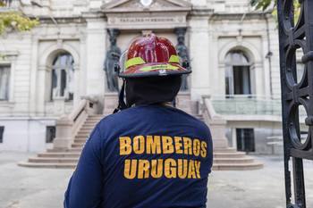 Facultad de Medicina, el 28 de marzo. · Foto: Ernesto Ryan