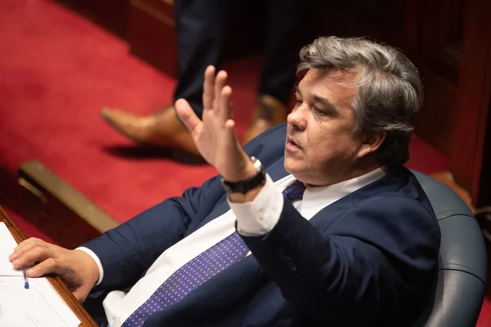 Carlos Camy, durante una sesión de la Cámara de Senadores (archivo, abril de 2025). · Foto: Gianni Schiaffarino