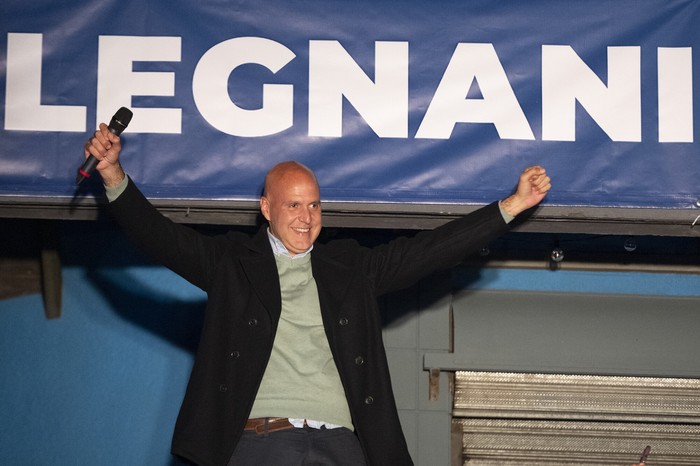 Francisco Legnani, el 11 de mayo, luego de conocerse los resultados, en el Club Social Canelones. · Foto: Alessandro Maradei