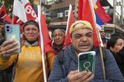 Personas presentes en el pasaje del cortejo fúnebre de José Mujica.