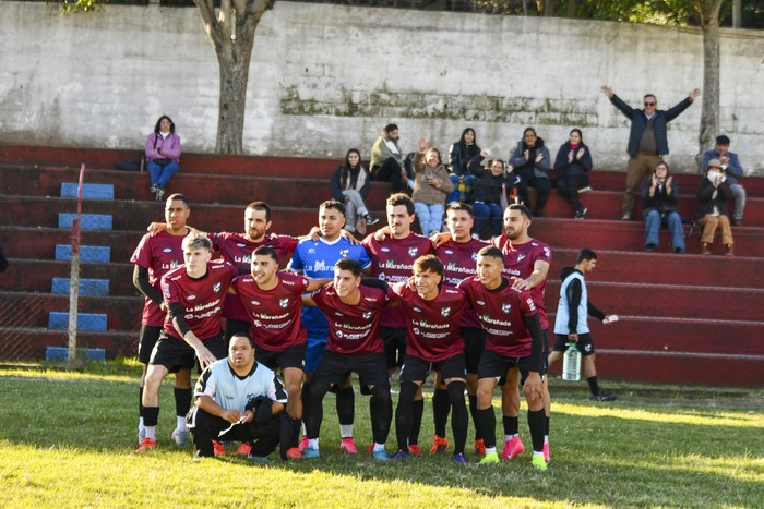 Wanderers de Durazno, previo a un partido en el estadio de Juventud de Colonia, por la fecha 4 de la Copa OFI de clubes, divisional A (archivo, mayo de 2025). · Foto: Ignacio Dotti Wanderers de Durazno, previo a un partido en el estadio de Juventud de Colonia, por la fecha 4 de la Copa OFI de clubes, divisional A (archivo, mayo de 2025). · Foto: Ignacio Dotti