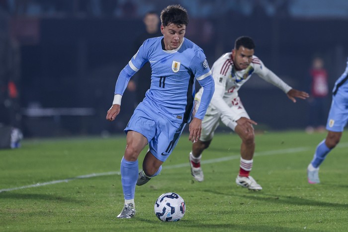 Facundo Pellistri, el 10 de junio, durante el partido frente a Venezuela, por la fecha 16 de las Eliminatorias Sudamericanas. · Foto: Rodrigo Viera Amaral