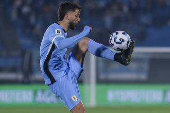 Rodrigo Bentancur durante un partido de Eliminatorias en el estadio Centenario (archivo, junio de 2025). · Foto: Rodrigo Viera Amaral
