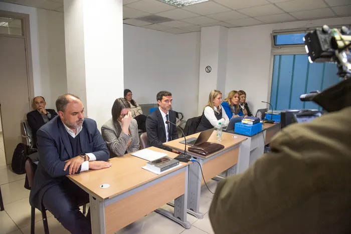 Formalización de Charles Carrera, en el juzgado de Juan Carlos Gómez (archivo, junio de 2025). · Foto: Gianni Schiaffarino