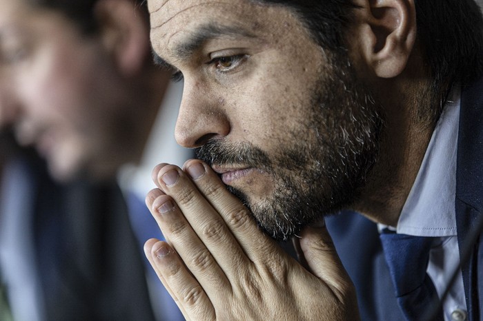 Andrés Ojeda, el 18 de junio, en el Parlamento. · Foto: Ernesto Ryan