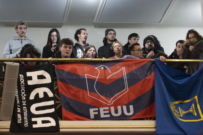 Foto principal del artículo 'La FEUU y agrupación de becarios reclaman que estudiantes reciban alimentación cuando comedores universitarios no funcionan' · Foto: Alessandro Maradei