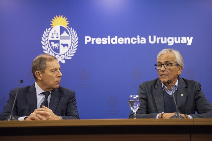 Gabriel Oddone y Juan Castillo en Torre Ejecutiva. · Foto: Gianni Schiaffarino