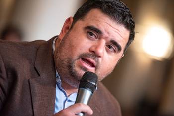 Nicolás Olivera, durante el congreso de intendentes, el 17 de julio, en la Intendencia de Montevideo. · Foto: Gianni Schiaffarino