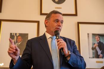 Álvaro Delgado, el 18 de julio, en la Casa del Partido Nacional, en la Ciudad Vieja de Montevideo. · Foto: Martín Varela Umpiérrez