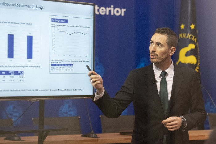 Diego Sanjurjo, el 21 de julio, durante la presentación de datos de delitos del primer semestre de 2025. · Foto: Alessandro Maradei