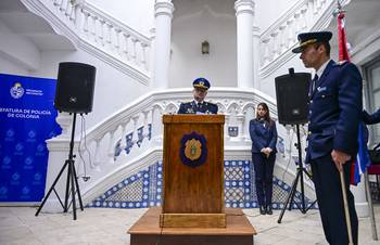 Paulo Costa, jefe de Policía de Colonia, durante su discurso en el acto. · Foto: Ignacio Dotti
