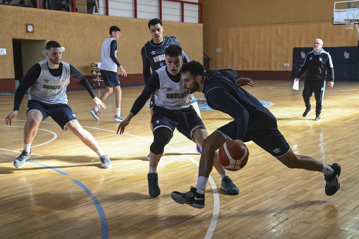 Entrenamiento selección basquetbol. (archivo, agosto de 2025) · Foto: Guillermo Legaria