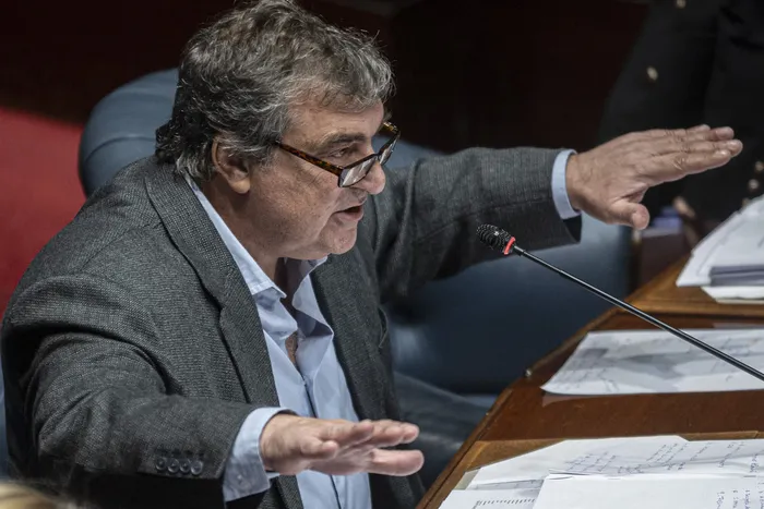 Sergio Botana, durante una sesión de la Cámara de Senadores (archivo, 2025). · Foto: Ernesto Ryan