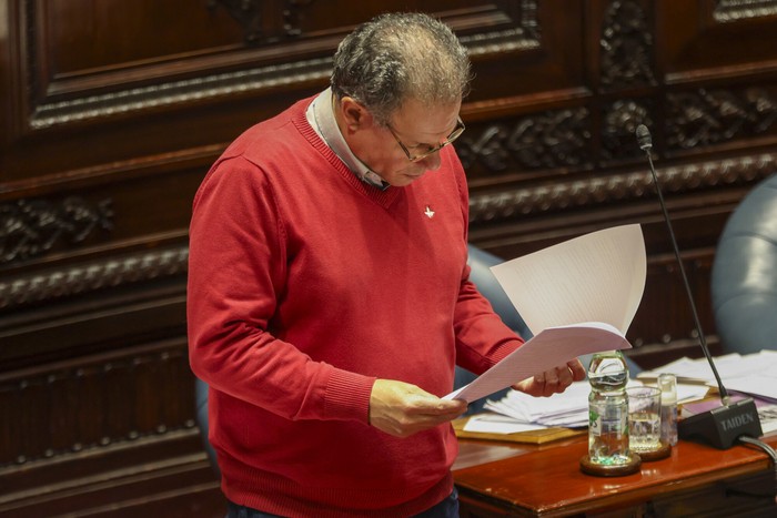 Aníbal Pereyra, el 13 de agosto, durante la interpelación en la Cämara de Senadores. · Foto: Rodrigo Viera Amaral