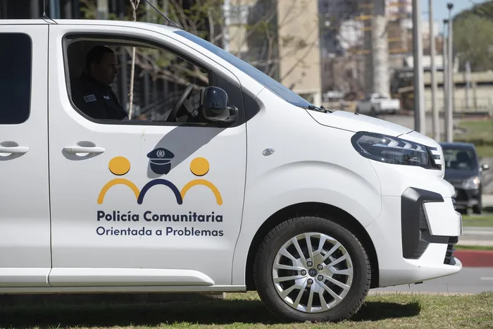 Foto principal del artículo 'Policía Comunitaria: Natalia Cuevasanta destacó el trabajo de prevención y cercanía con la comunidad en Paysandú' · Foto: Alessandro Maradei