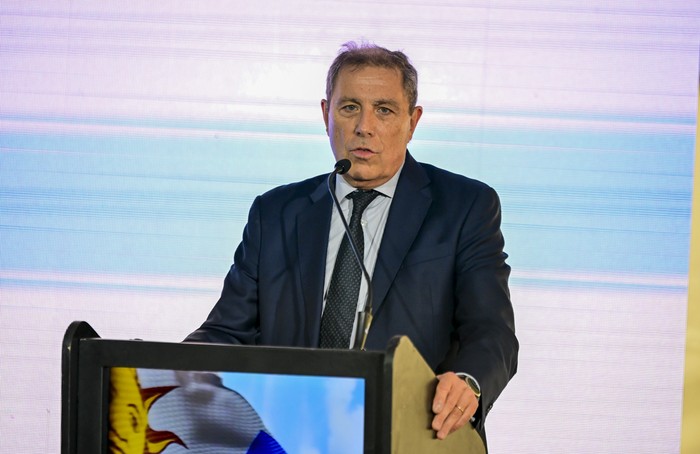 Gabriel Oddone, durante la inauguración del nuevo centro de almacenamiento de Pepsi en su planta de concentrados de Colonia. · Foto: Ignacio Dotti