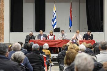 Juan Castillo, Gabriel Oddone, Cristina Lustemberg, Fernando Pereira, Liliam Kechichian y Alejandro Sánchez, el 2 de setiembre, en el Club Progreso. · Foto: Rodrigo Viera Amaral