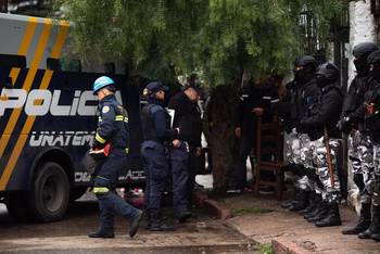 Cipriano Miró y Apóstoles, el 3 de setiembre, en el barrio Villa Española. · Foto: Gianni Schiaffarino