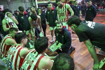 Banco de Larrañaga, el 12 de setiembre, en la cancha de Verdirrojo · Foto: Rodrigo Viera Amaral