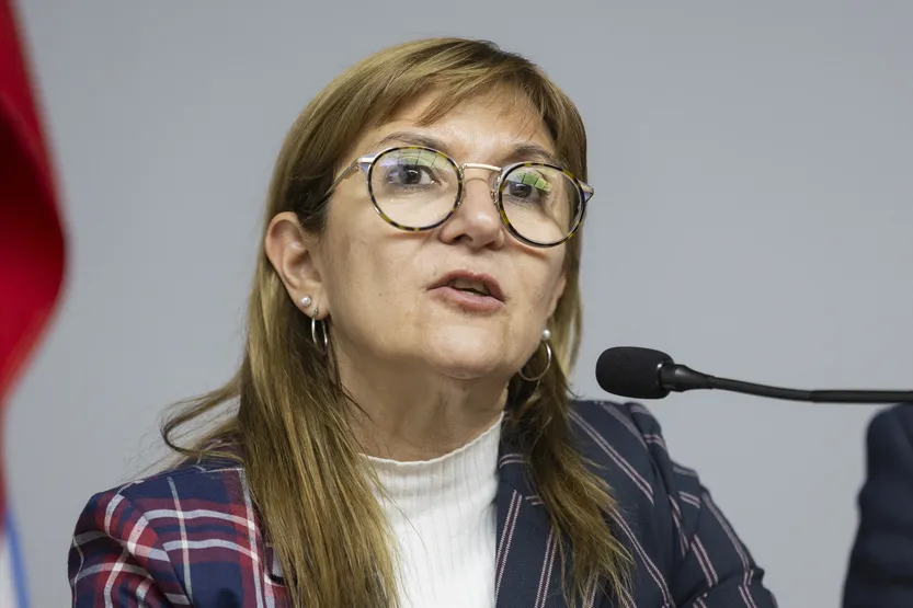 20260413 pol ana juanchej