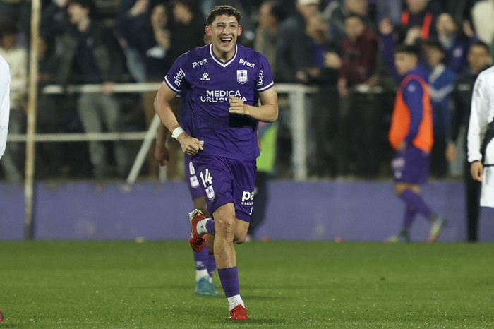 Patricio Pacífico en el estadio Luis Franzini. · Foto: Rodrigo Viera Amaral