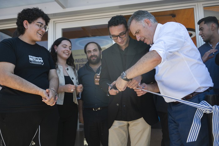 El presidente Yamandú Orsi en la inauguración del programa Ni Silencio Ni Tabú. · Foto: Alessandro Maradei