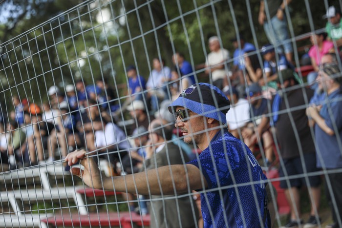 Hinchada de Liverpool, el 3 de Octubre de 2025, en el estadio Parque Federico Omar Saroldi. · Foto: Rodrigo Viera Amaral
