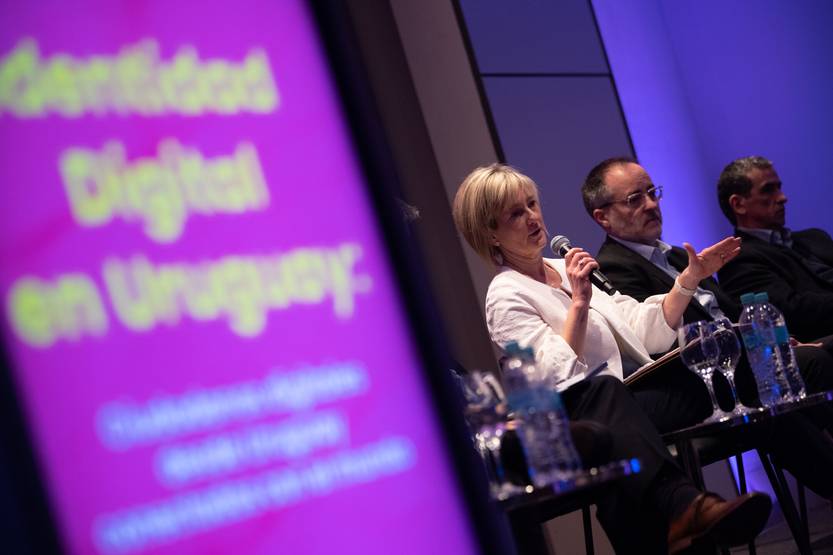 20251103 identidad digital 3