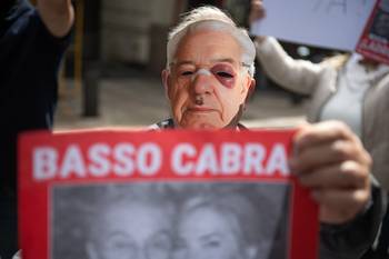 Manifestación de los damnificados de Conexión Ganadera (archivo, octubre de 2025). · Foto: Gianni Schiaffarino