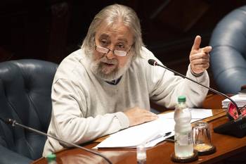 Gustavo González en el Senado. · Foto: Alessandro Maradei